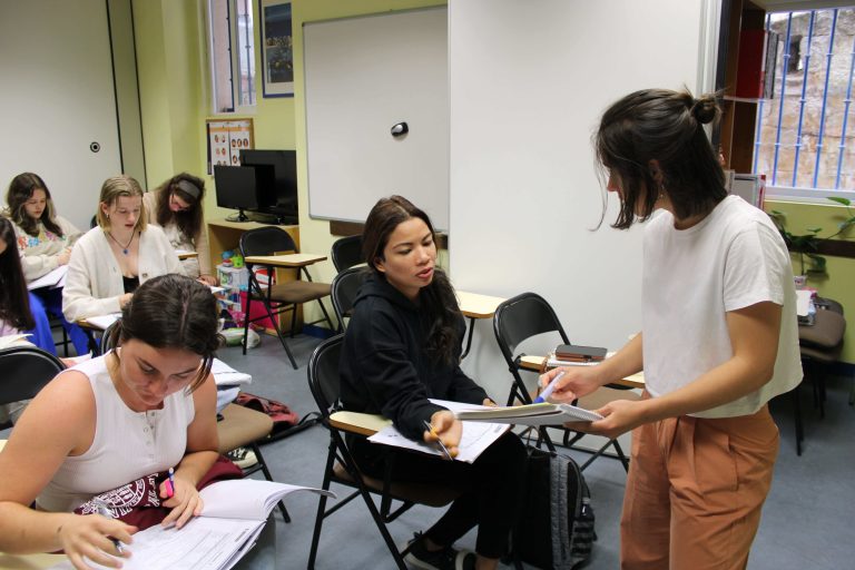 EstudioSampere صورة 38 من مدرسة